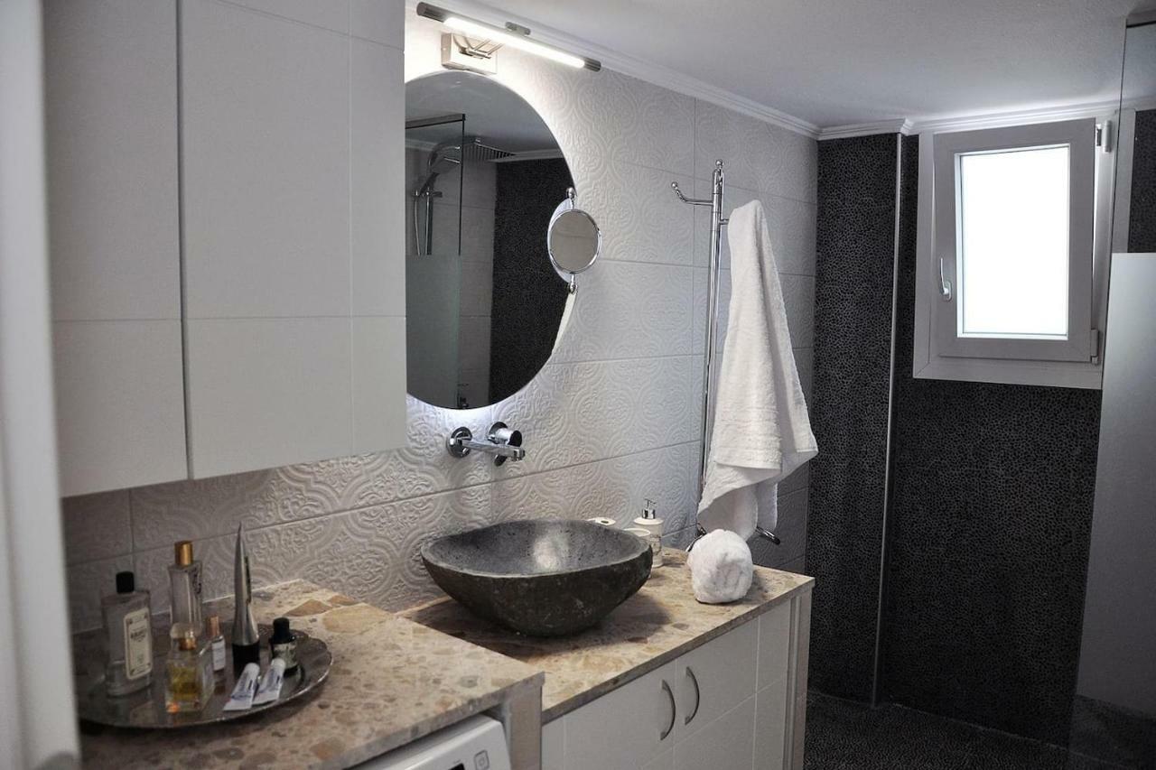 Apartamento Unique Flat Of Refined Luxury And Splendid Views. Kavala Exterior foto